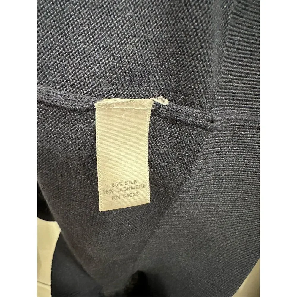 Banana Republic Men’s Sz L silk cashmere Navy V-Neck Pullover Sweater AK95‎